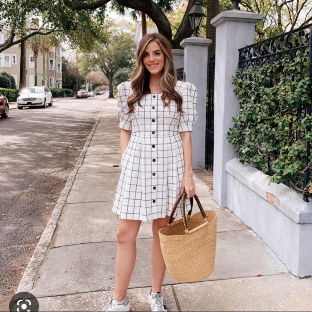 Gal Meets Glam Dawn Dress *Retired designer
